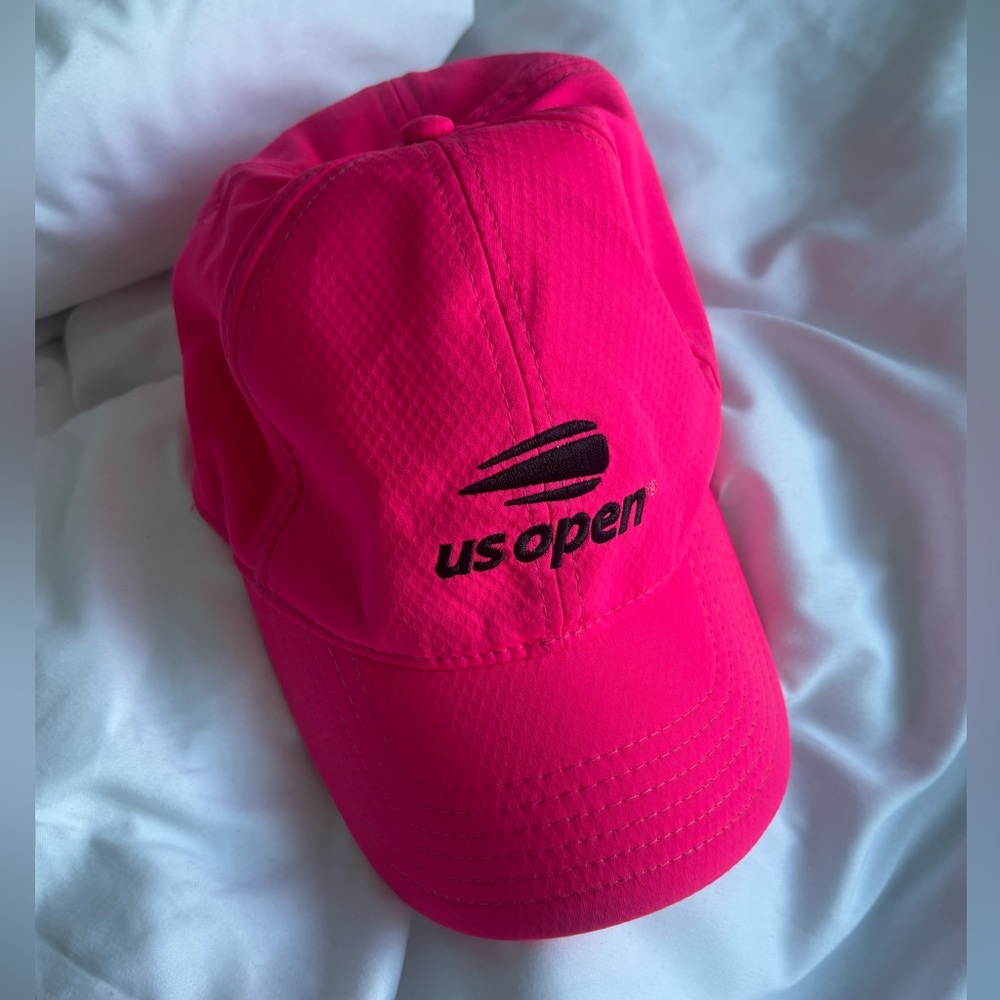 Under Armour Women's Bright Pink Visor US open